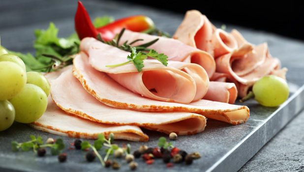 Thin and juicy slices of premium chicken ham